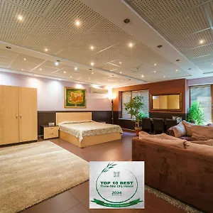 3* Ξενοδοχείο Ego - Free Parking - Location